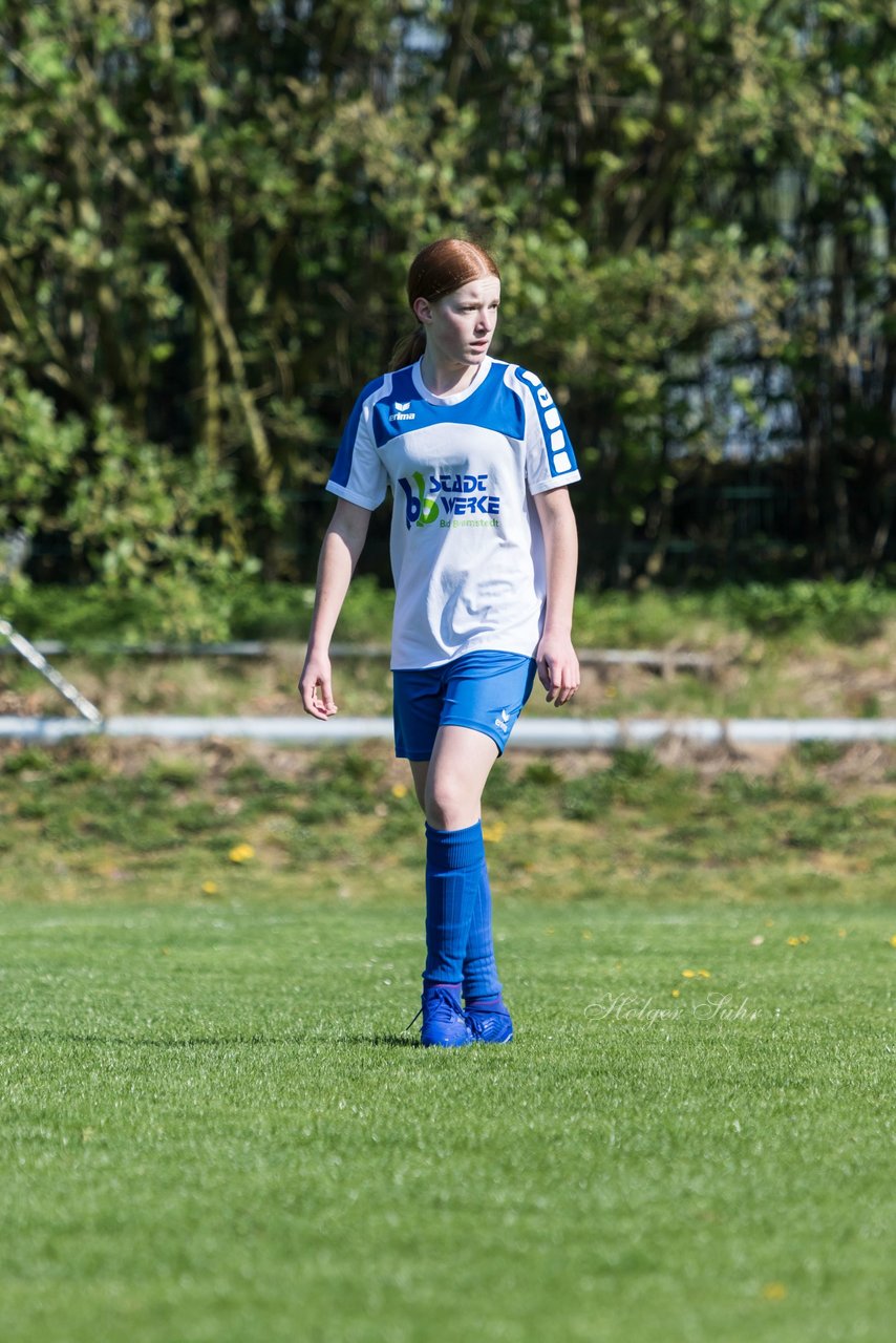 Bild 55 - B-Juniorinnen Bramstedter TS - SSV Hennstedt : Ergebnis: 3:7